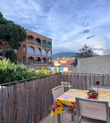 Alojamiento con encanto en planta superior ideal para trabajo y escapadas familiares en Montserrat
