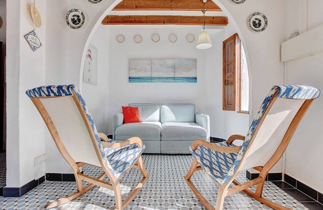 Alvaro Oliver House at only 100 meters away from the beach