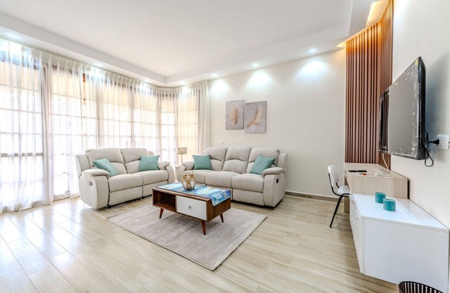 Amazing 2BR Golf View Apartment