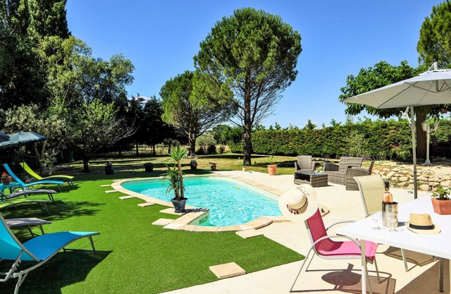 Amazing home in Valréas with WiFi