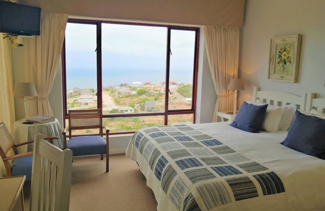 Amzee Bokmakierie Guest House