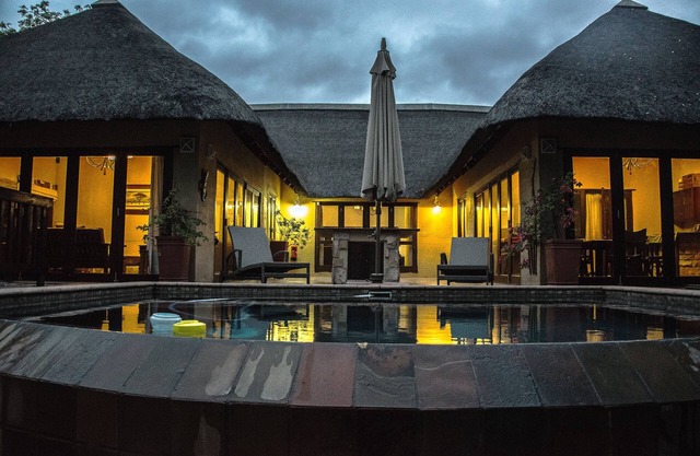 An exclusive bushvilla at the Kruger doorstep, within a golf estate.