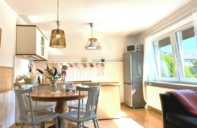 Anchorage "No. 8" by the sea - vacation apartment for up to 4 people (with dog)