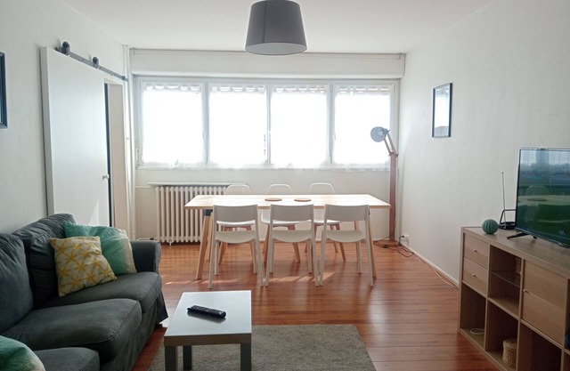 Annecy! Spacious apartment with terrace and mountain views