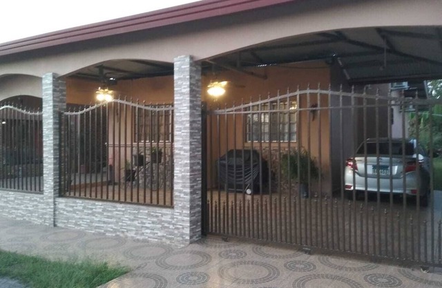 Anny's Party Home