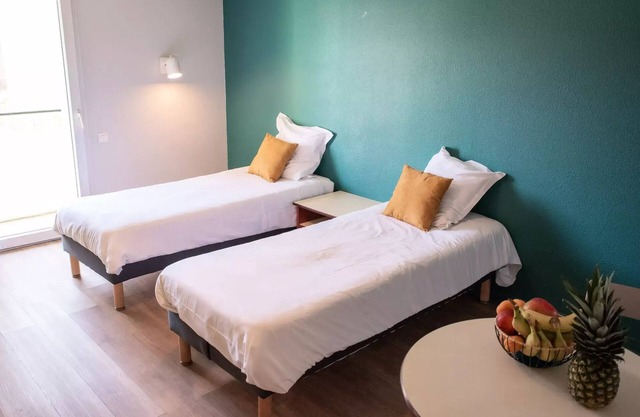 Apart'Hotel Brest - Studio 2 People Twin Balcony