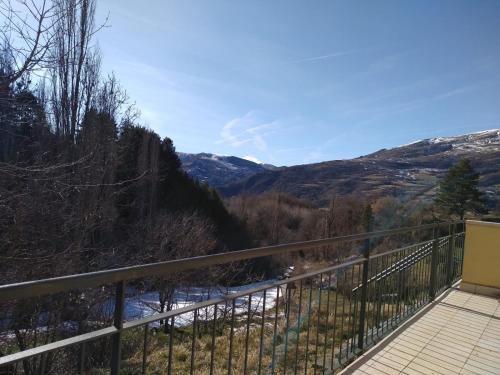 Apartament amb pati a la Vall Fosca, tranquilitat i bones vistes