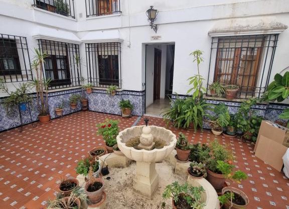 APARTAMENTO EN EL PATIO DE LA JUDERIA
