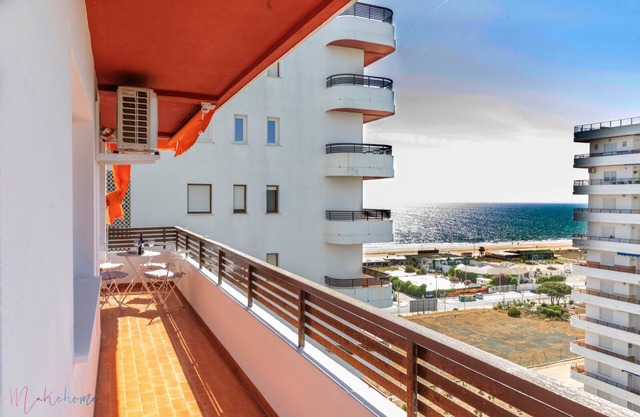 Apartamento Nuevo Junto a la Playa Vistas al mar