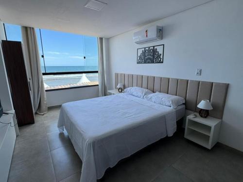Apartamento Pé na Areia - Ótima Localização - Conforto à beira-mar