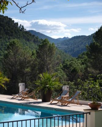 Apartamentos Cortijo Peñardera