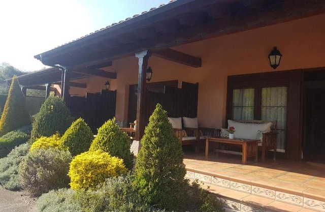 Apartamentos El Pedrayu