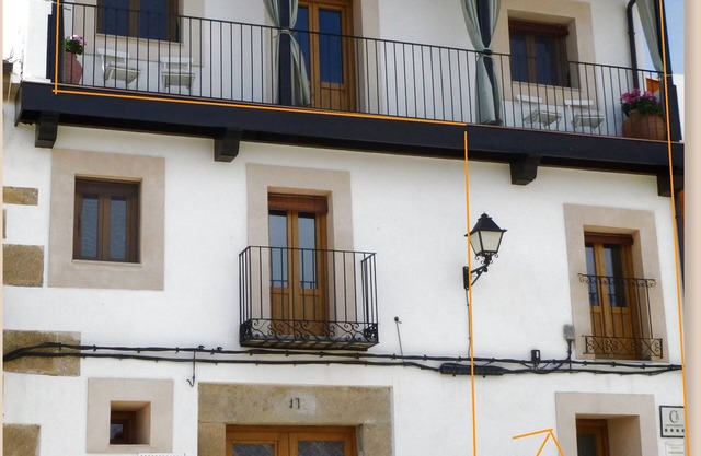 Apartamentos Entre Fuentes 80m2 in historical village Cuacos de Yuste, La Vera