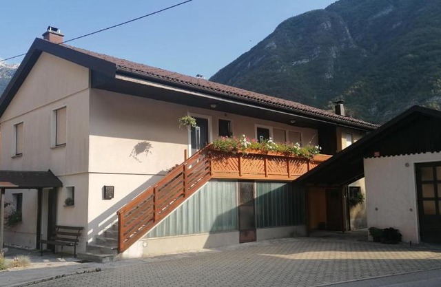 APARTMAJI VALTER