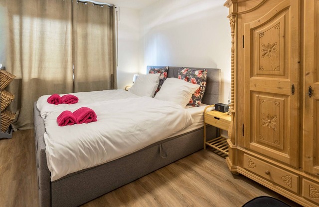 Apartment 'Radolfzell Am Bodensee' with private terrace, whirlpool and sauna