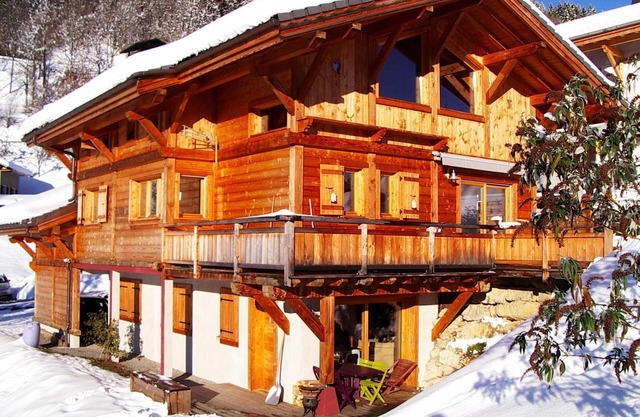 Apartment 4 *, wood stove, 2 bedrooms, 4-5 persons in cottage