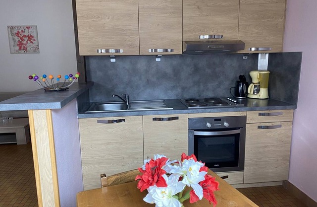 Apartment Arfeuilles, 2 bedrooms, 4 persons