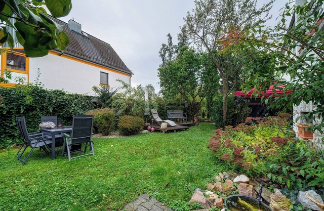 Apartment "Bettersleepat8" with Shared Terrace & Wi-Fi