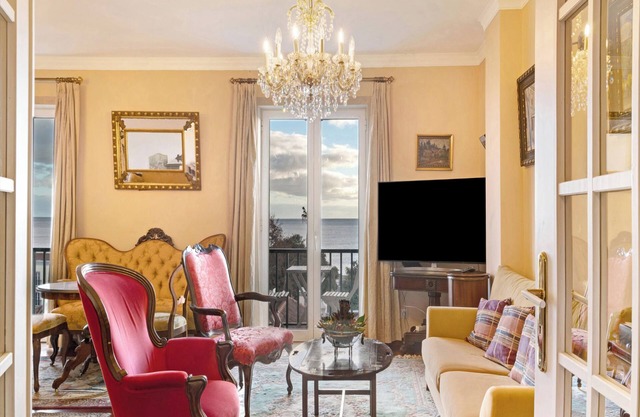 Apartment 'Bela Sao Tiago 36' with Sea View, Balcony and Wi-Fi