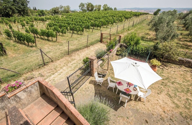 Apartment "Casa Vacanze del Borgo" with Garden and Wi-Fi