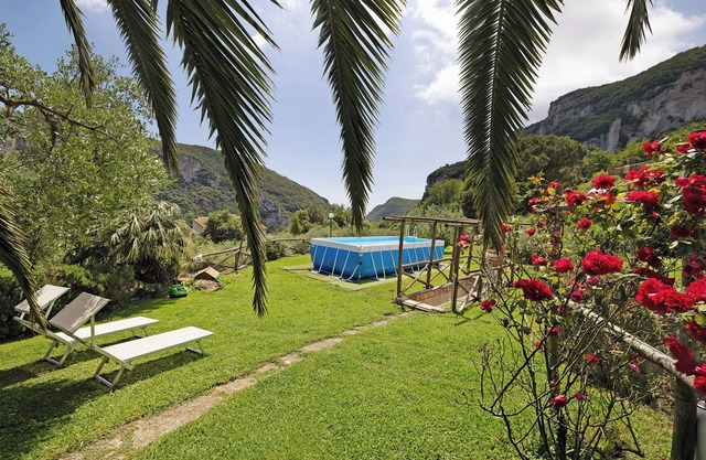 Apartment "Casa Virginia - Corbezzolo" with Shared Pool & Wi-Fi