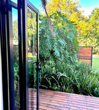 Apartment close to Menlyn Maine