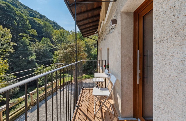 Apartment 'Cules' with Mountain View, Wi-Fi and Air Conditioning