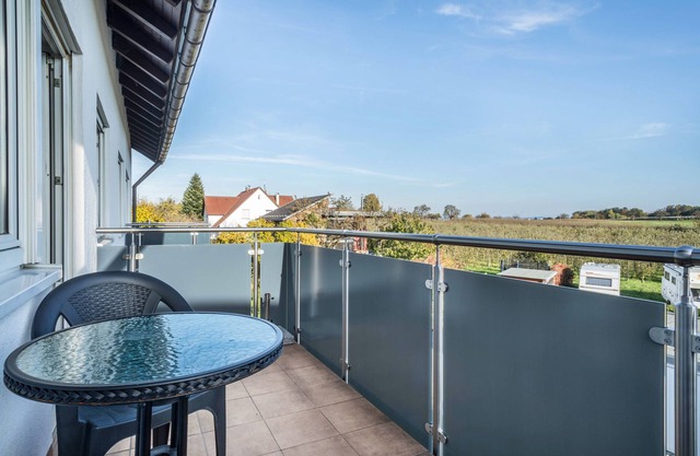 Apartment "Ferien am See 8" with Garden & Wi-Fi