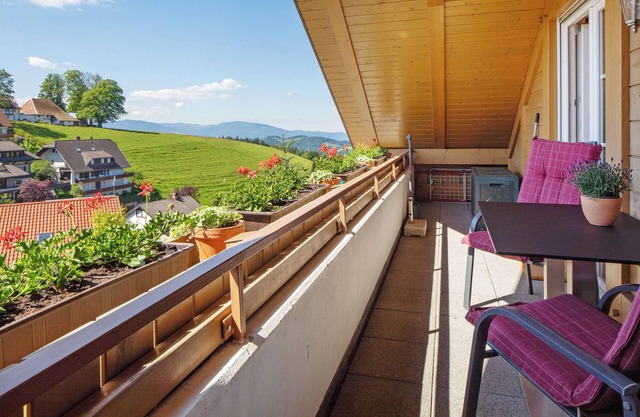 Apartment 'Ferienwohnung Nachtigall' with Mountain View, Shared Garden and Wi-Fi