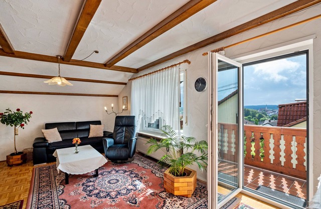 Apartment 'Gästehaus Marlies - Wohnung A' with Shared Garden