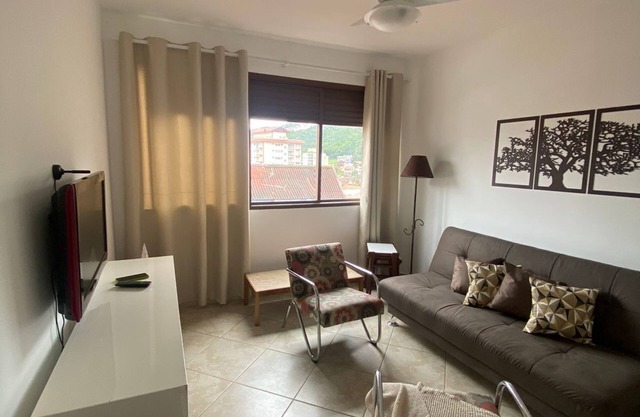 Apartment in Águas de Lindóia near the events square. Pets allowed.