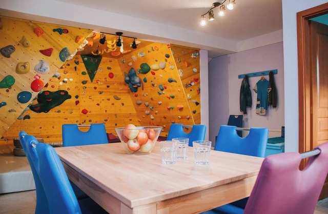 Apartment Kapitan is located in the beautiful mountain village of Drežnica