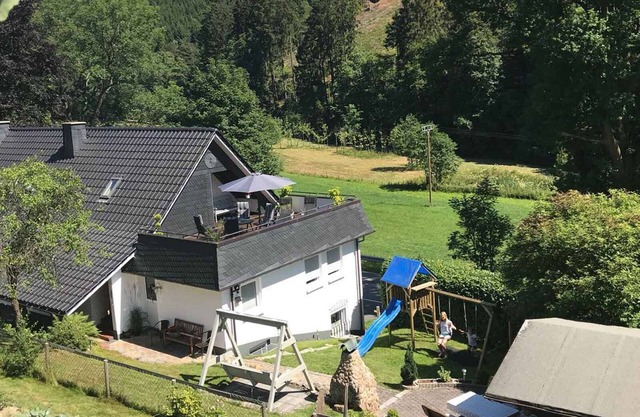 Apartment 'Krähling' with Mountain View, Shared Terrace and Wi-Fi