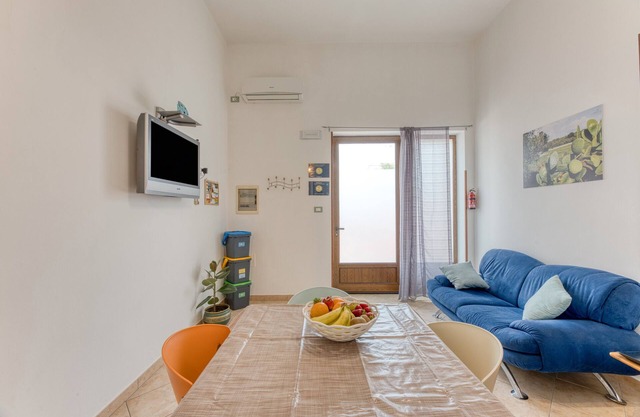 Apartment 'Pamela' with Private Terrace, Wi-Fi and Air Conditioning