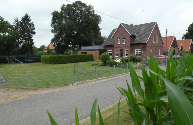 Apartment right on the Dutch border