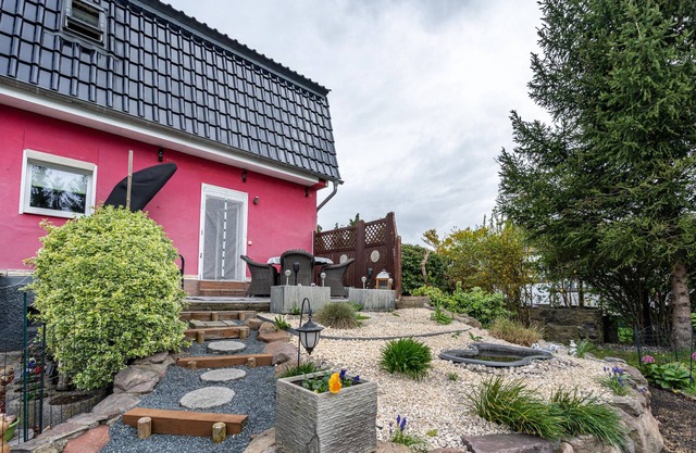 Apartment 'Urlaub Mit Hund' with Shared Terrace, Private Garden and Wi-Fi