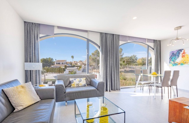 Apartment 'Villa Hoy Limón' with Mountain View, Wi-Fi and Air Conditioning