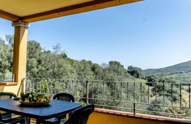 Appartamento Dodi | First Floor, Bedroom and Veranda View!
