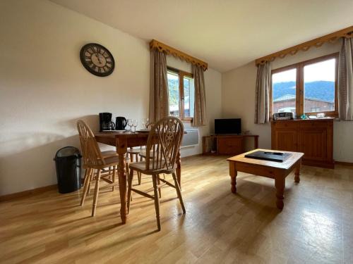 Appartement 1 ch, piscines, parking, animaux acceptés - FR-1-624-107