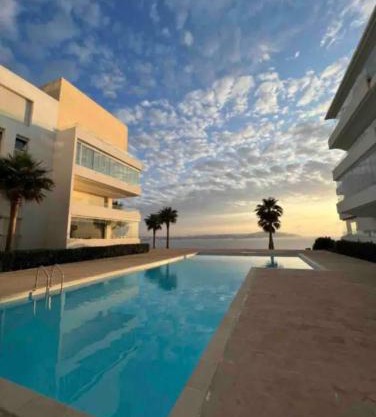 APPARTEMENT 5 étoiles VUE SUR MER