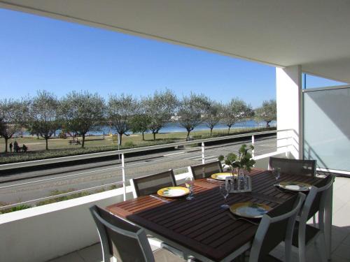 Appartement face mer à Étel avec terrasse, parking et WiFi - 42m², à deux pas de la plage - FR-1-479-68