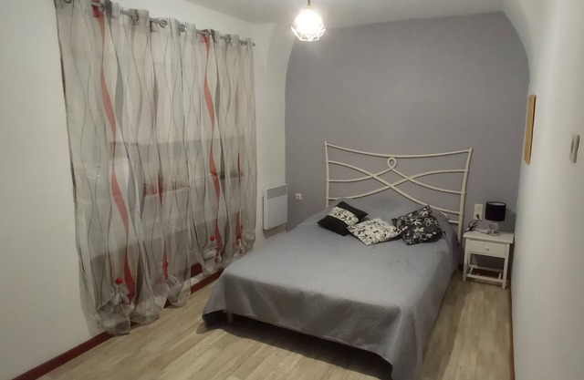 Appartement Voûté de Plain Pied au Centre du Village