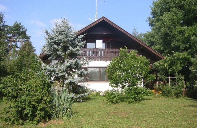 Apple Tree Cottage located in a private garden with an orchard comfortable for 8