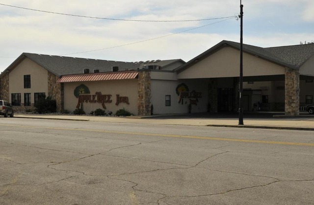 Apple Tree Inn