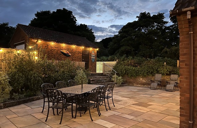 Après Sea 10 mins walk to seafront & Cromer centre.nBook through VRBO or AIRBNB