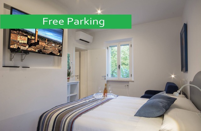 Apt. With garden - 1 bedroom (2 km from the Center). Free parking