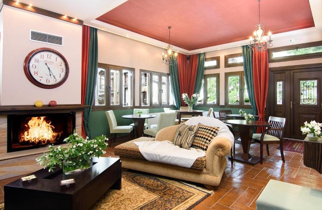 Arktos Suites