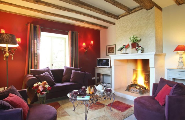 'As Happy as God In France' at La Chartreuse du Maine, unique estate in Dordogne