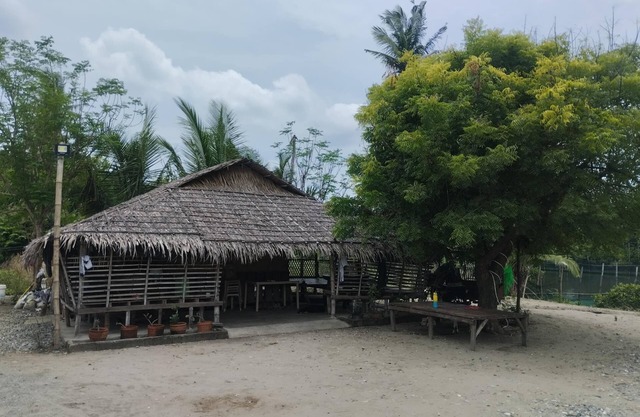 Asiong Beach Camp