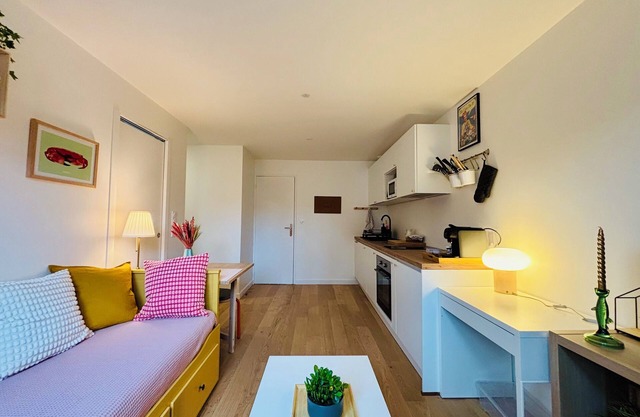 At calme❤️ - T2 - 5 min walk from station and metro - Parking